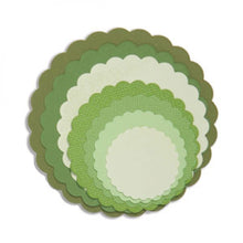 Cargar imagen en el visor de la galería, Sizzix Framelits Die Set 8PK - Circles, Scallop