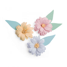 Cargar imagen en el visor de la galería, Sizzix Bigz Plus Die - 3-D Daisy